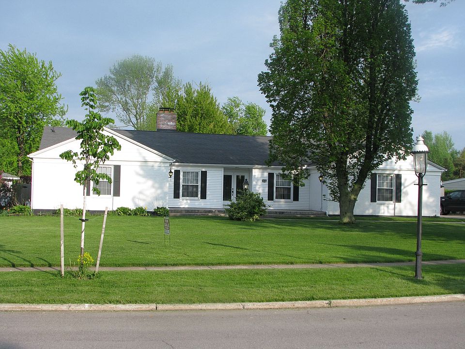 1st image of 181 Woodbury Dr