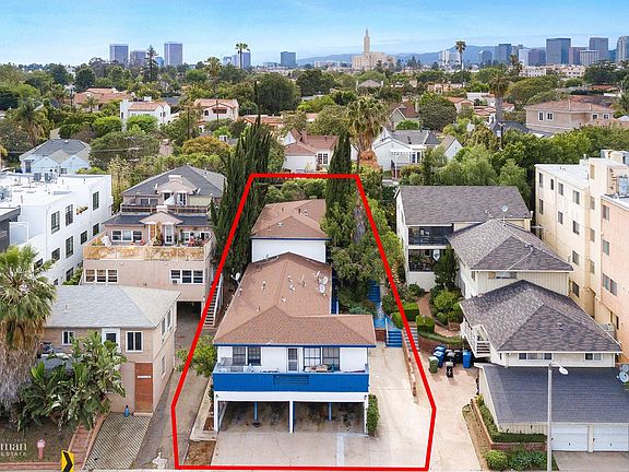 2nd image of 2121 S Beverly Glen Blvd