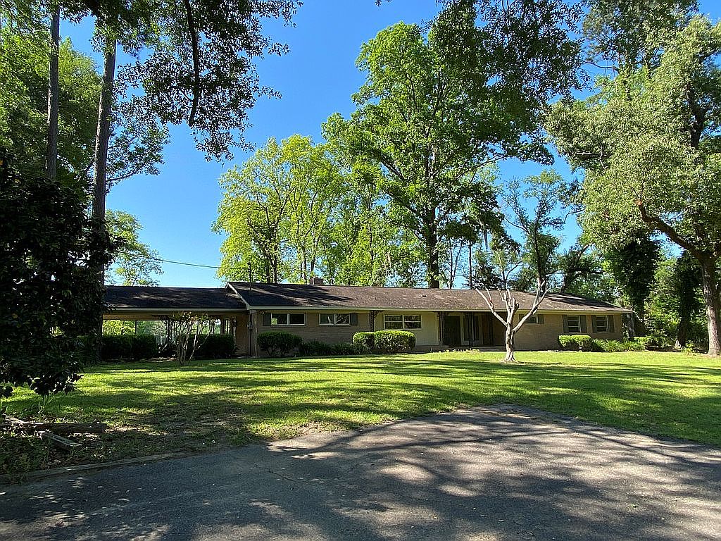 1512 Douglas Dr, Bainbridge, GA 39819 Zillow