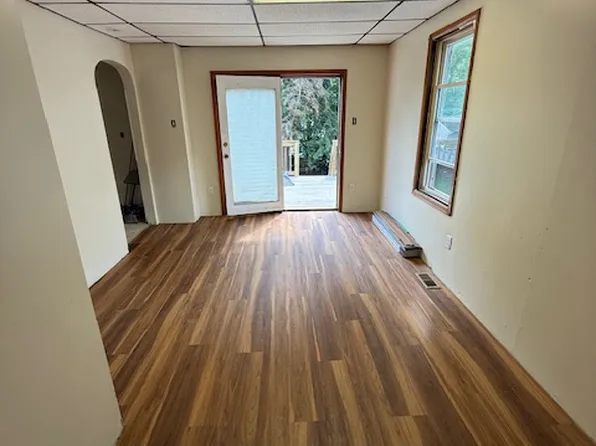 539 W Market St, Scranton, PA 18508