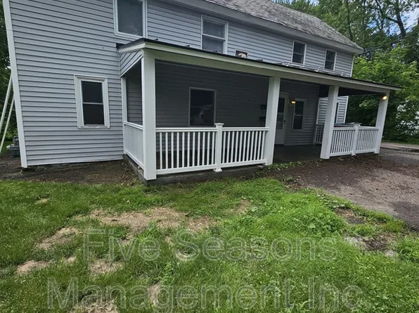 32 West St #A, Winooski, VT 05404