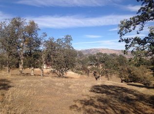 21320 Stage Dr, Tehachapi, CA 93561