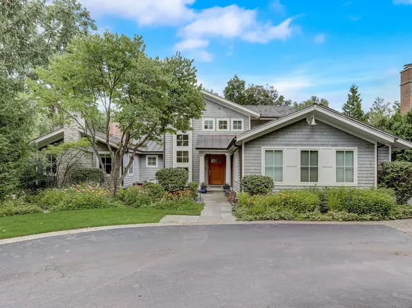 427 Brierhill Rd, Deerfield, IL 60015