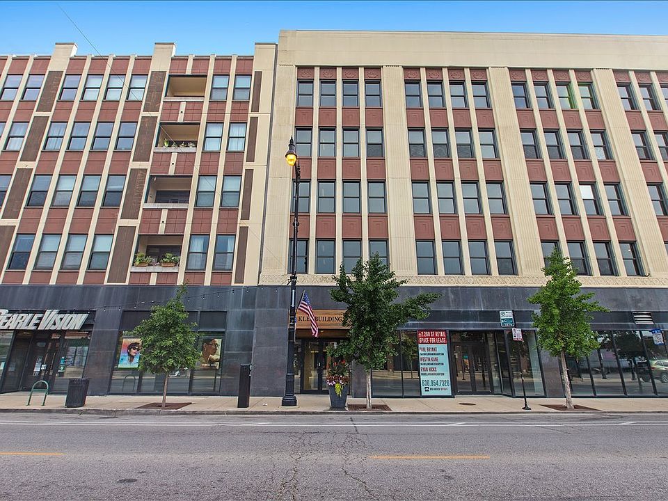 1st image of 4015 N Milwaukee Ave Unit 416