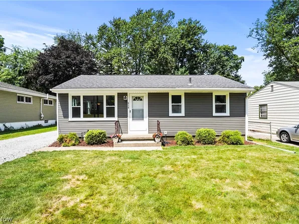 910 Manitou Ave, Akron, OH 44305