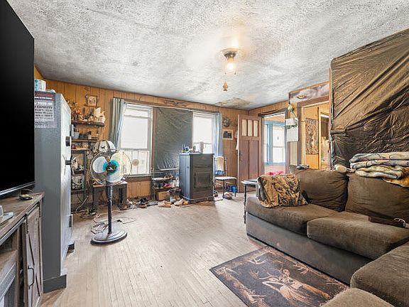2nd image of 4462 Pike Road