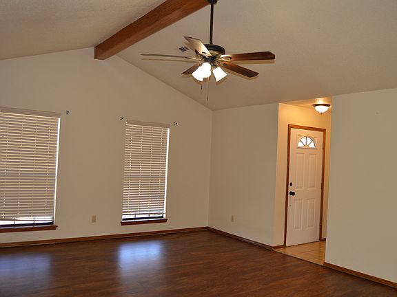 5th image of 2306 Redwood Cir