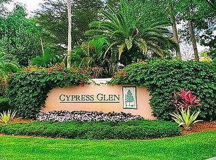 3225 Cypress Glen Way APT 101, Naples, FL 34109