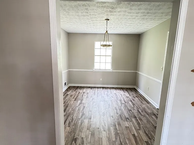 4914 Wolverton Dr — Photo 9
