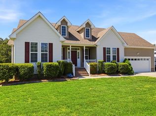 118 Creekside Dr, Moyock, NC 27958