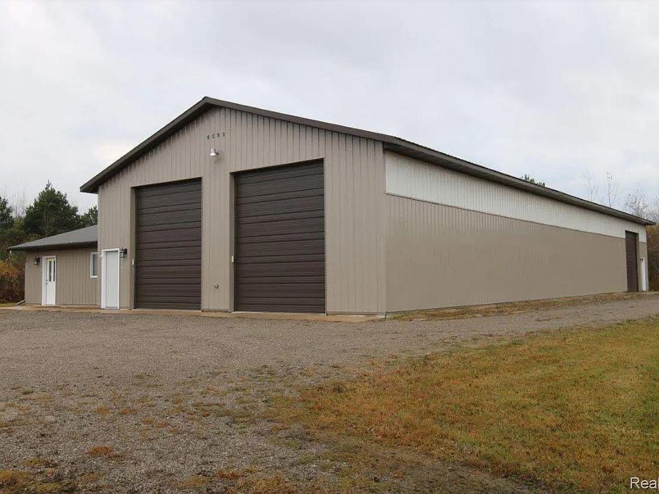 1st image of 6595 Little Canada Rd