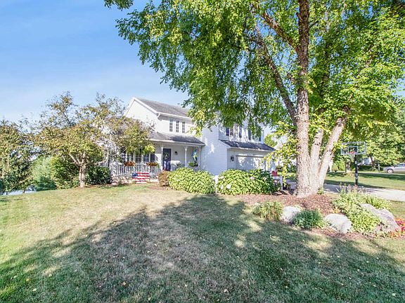 3rd image of 7437 Decosta Dr NE