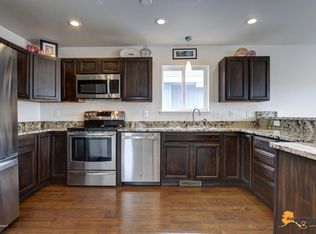 1501 Moss Creek Ave, Anchorage, AK 99507