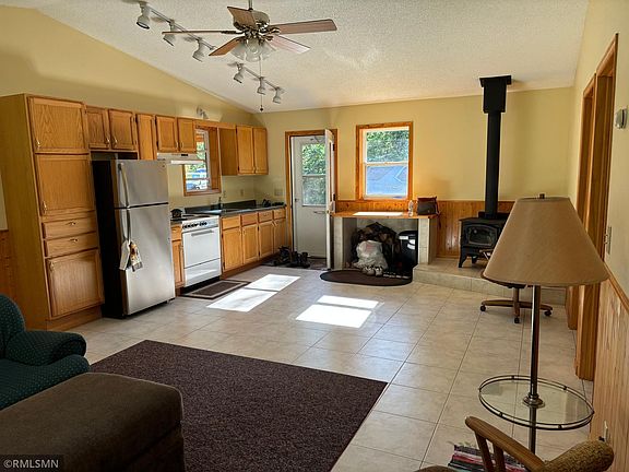 4th image of 28961 Kestrel Ave