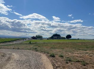 Holmason Rd, Sunnyside, WA 98944