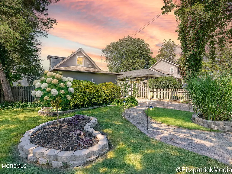 61 Gladney Ave — Photo 1