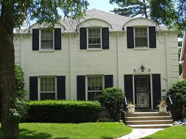 1st image of 5939 N Forest Glen Ave