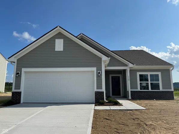 1725 E Hanna Dr, Martinsville, IN 46151