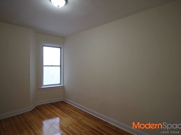 4th image of 3946 27th St APT 3A