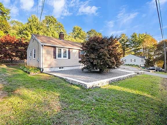 3rd image of 43 Moon Rd