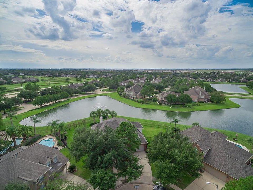 1st image of 16615 Blue Vista Dr