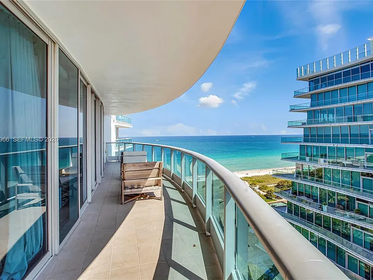 9401 Collins Ave #1004 — Photo 3