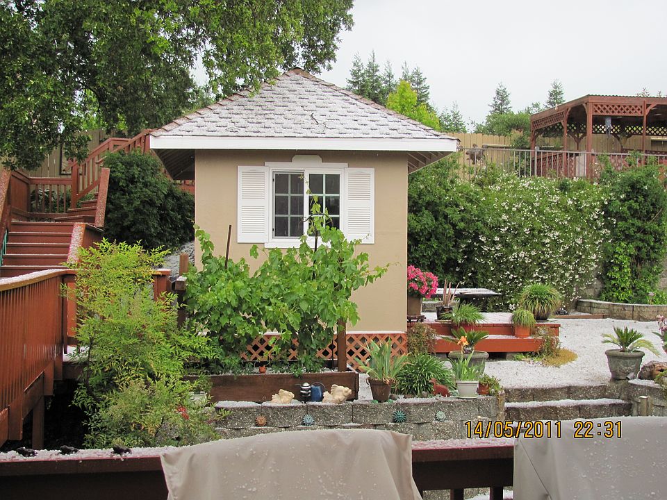 2nd image of 6909 Fordham Ct