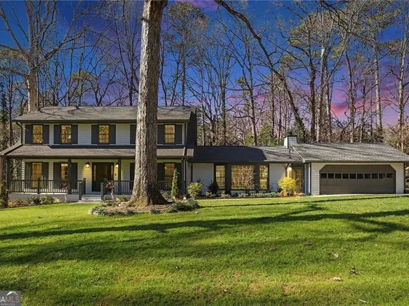 7070 Glenridge Dr, Sandy Springs, GA 30328