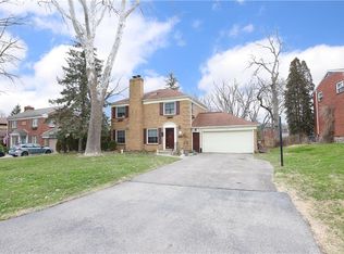 133 Greendale Dr, Dayton, OH 45429