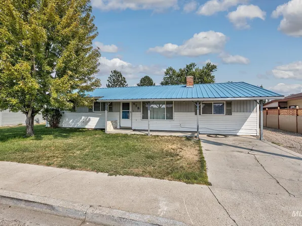418 S Iowa Ave, Fruitland, ID 83619