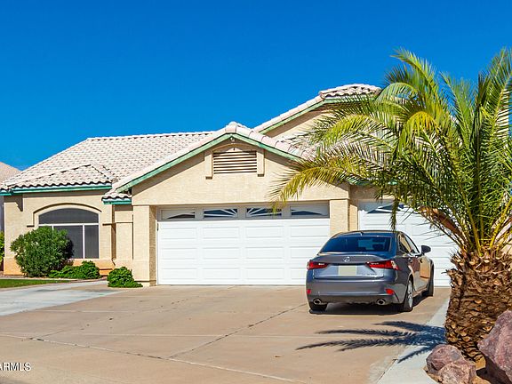 2nd image of 10539 N 56th Dr
