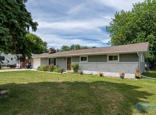 2941 Seaman St, Oregon, OH 43616