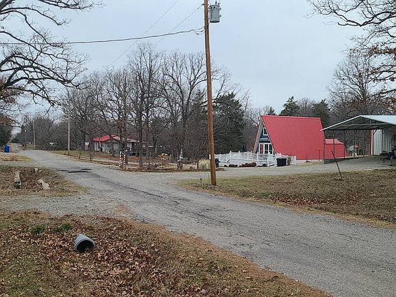 4th image of 43 Patricia Ln