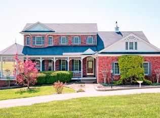 2116 Blakemore Ln, La Grange, KY 40031