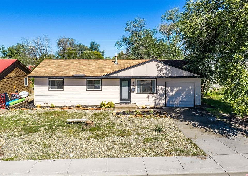 1st image of 840 Brookside Drive