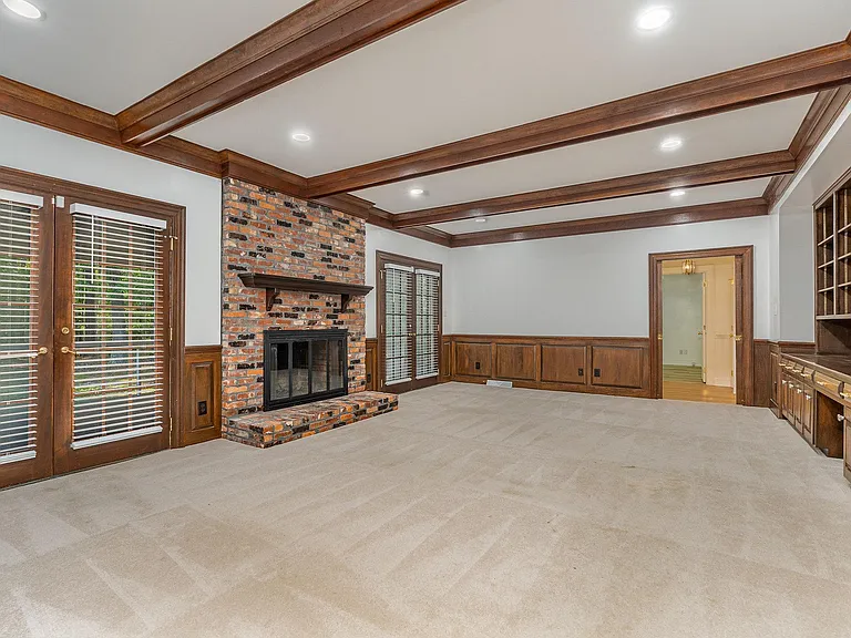 5101 Holly Ridge Farm Rd — Photo 9