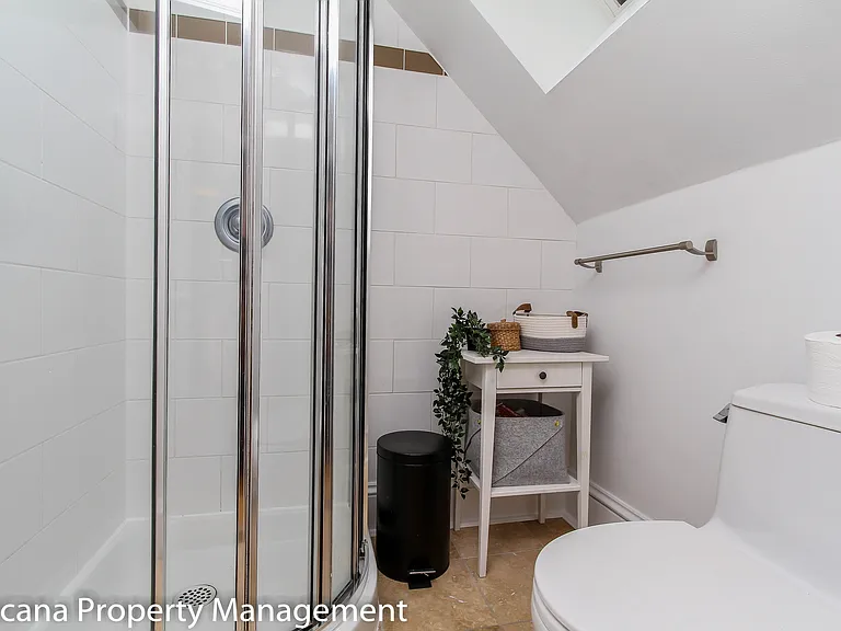 294 Crichton St #1 — Photo 23
