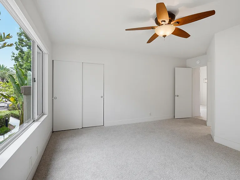 27529 Serena — Photo 35