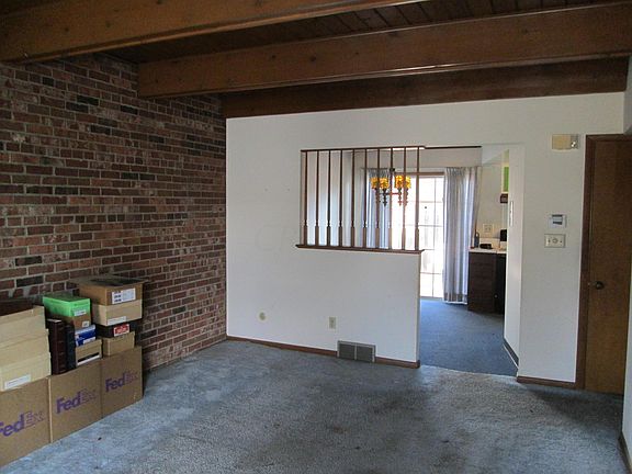 4th image of 4492 Folkestone Ct N #9-C