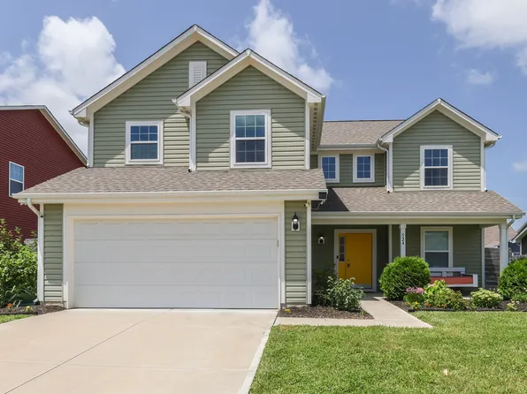 524 Haywood Dr, Greenfield, IN 46140