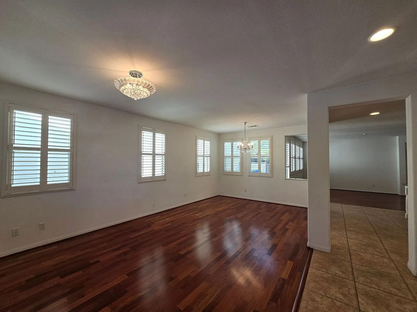 Beautiful 4-Bedroom Home in Desirable Pacific Highlands Ranch — Photo 3