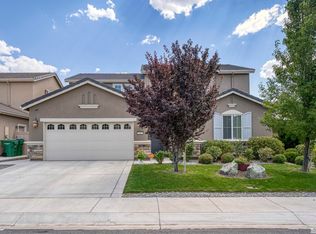 2082 Whitecliff Dr, Reno, NV 89521