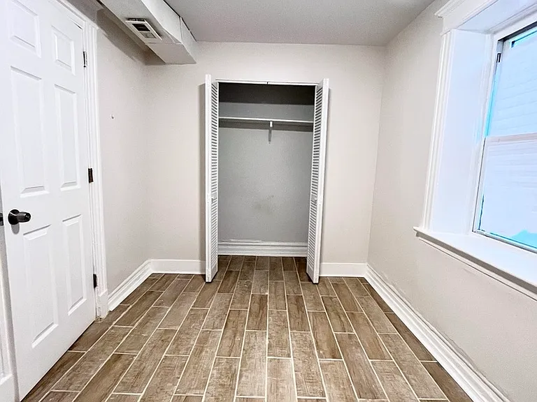 2512 S Trumbull Ave #BF — Photo 10