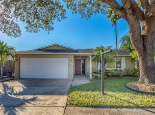 8746 Leona St, Seminole, FL 33772