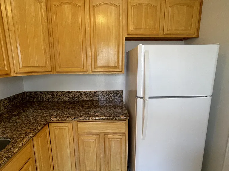 410 S Sierra Madre Blvd #21 — Photo 9