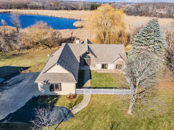 23300 West Overson ROAD, Union Grove, WI 53182