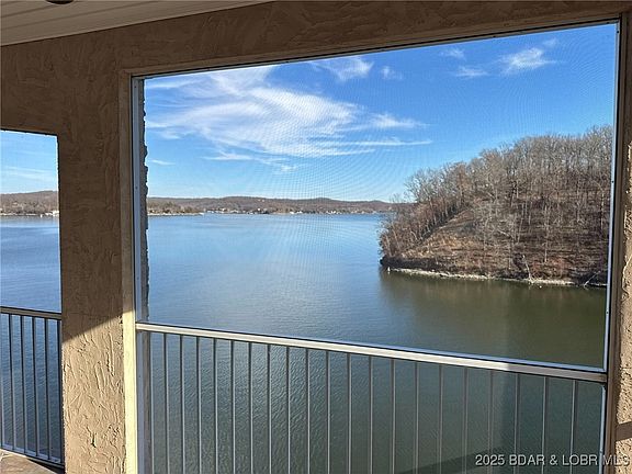 3rd image of 184 Plaza Gardens Ct Unit 4G