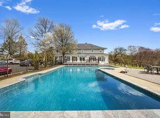 175 Ellicott Rd, Avondale, PA 19311