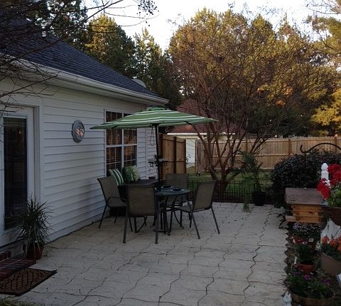 3rd image of 724 Ogeechee Dr E