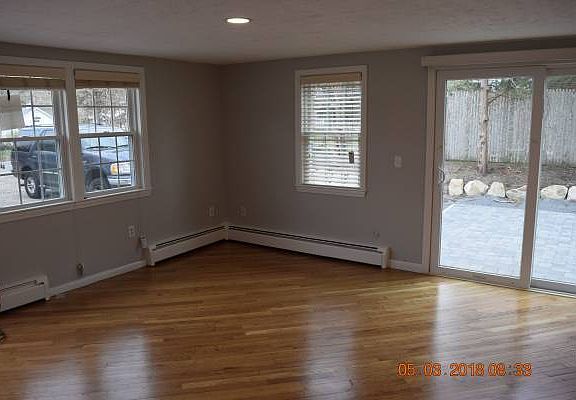 3rd image of 70 Center St